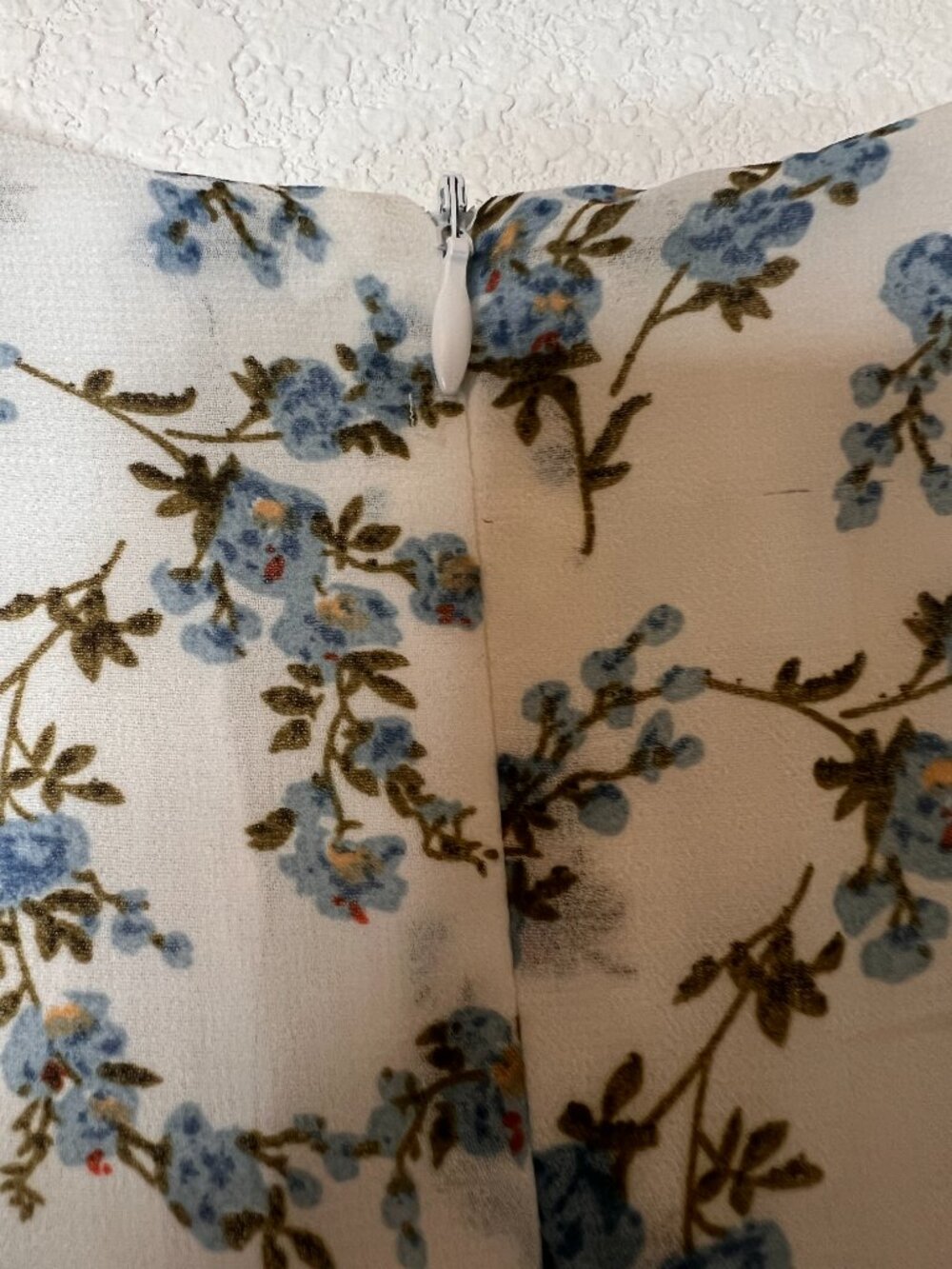 Lulus So True Floral Print Tiered Short Sleeve V-Neck Mini Dress Medium - Picture 7 of 7